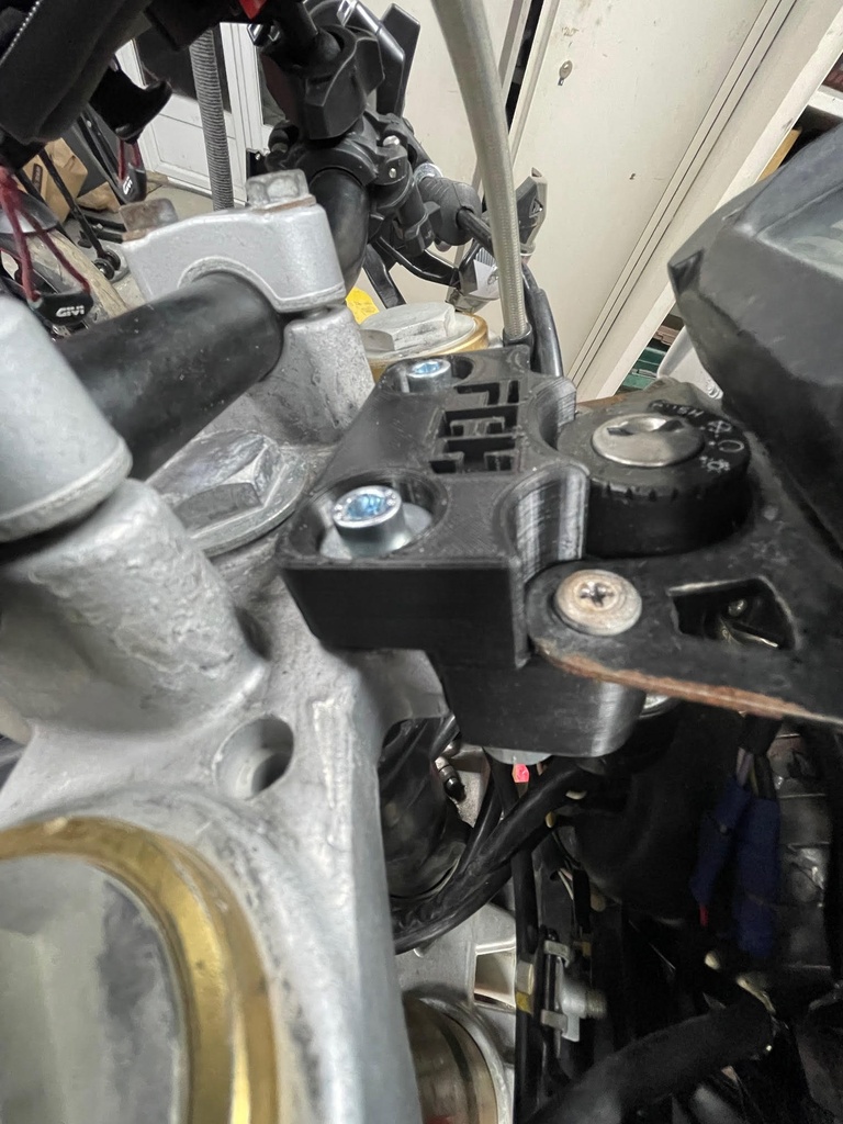 Support compteur et Neiman Rieju MRT PRO 50