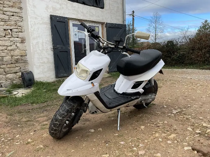 !VENDU! MBK Booster 50 2009